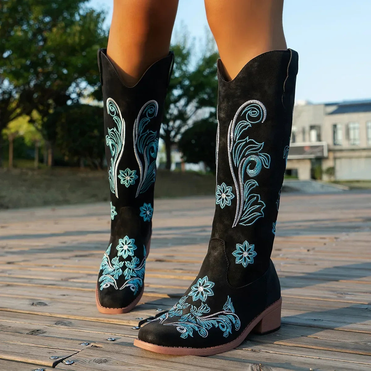 Western mode boots med broderi