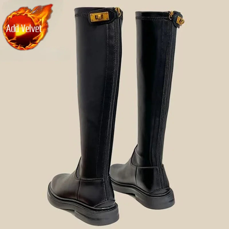 Knähöga boots med grov sula